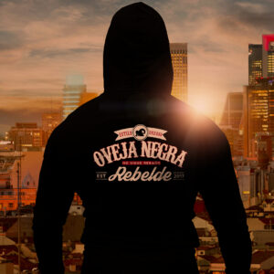 Sudadera Capulleira Oveja Negra Rebelde — EST 2017