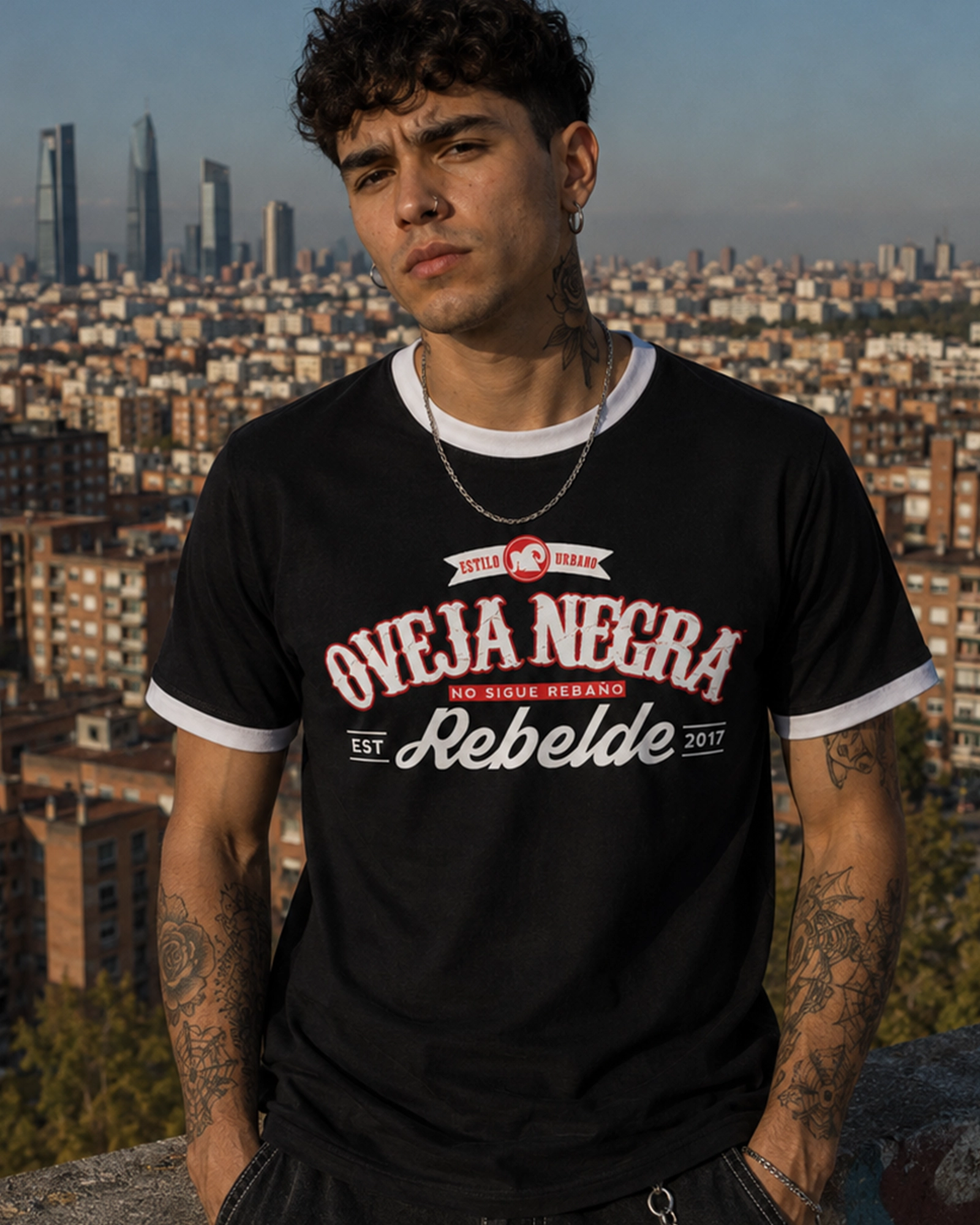Oveja Negra Rebelde EST2017 | Camiseta Ringer hombre